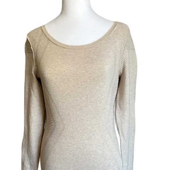 Victoria Secret Long Sleeve Sweater Dress Size S/P - Picture 4 of 17